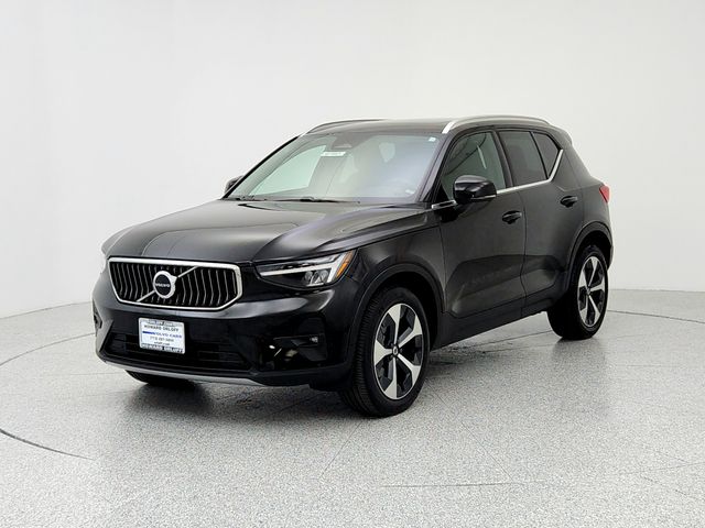 2023 Volvo XC40 Plus