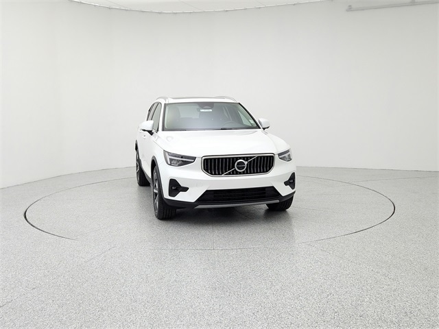 Certified 2025 Volvo XC40 Plus with VIN YV4L12UE6S2477032 for sale in Chicago, IL