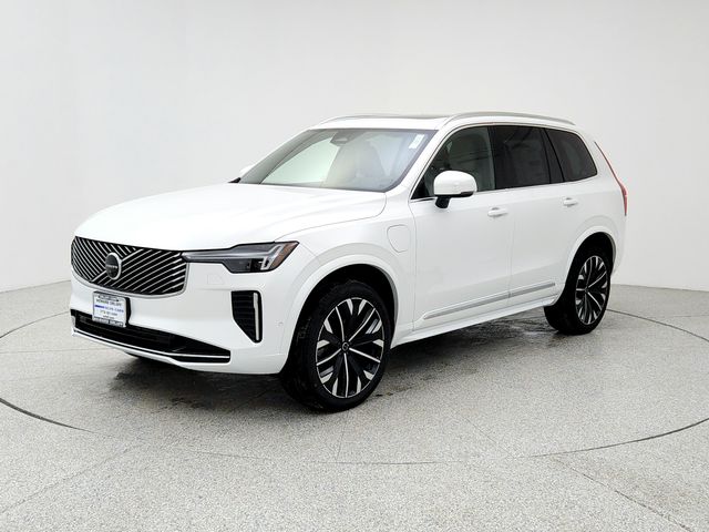 2026 Volvo XC90 plug-in hybrid T8 Plus 7-Seater