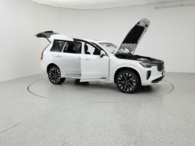 2025 Volvo XC90 Ultra - Photo 10