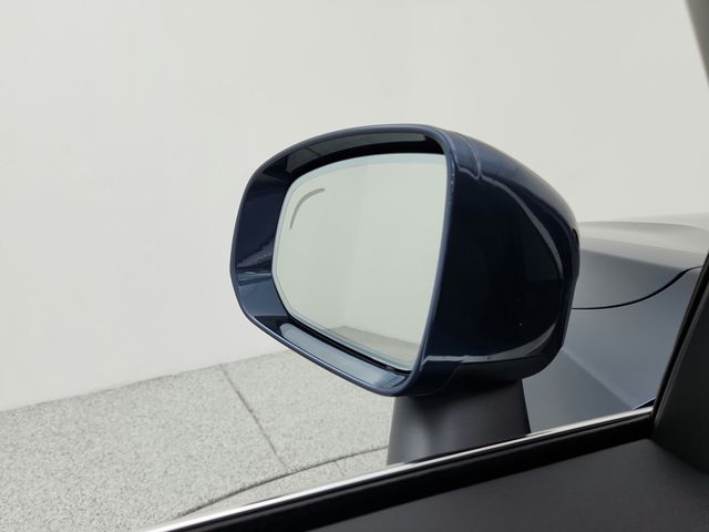 2026 Volvo XC90 Plus - Photo 23