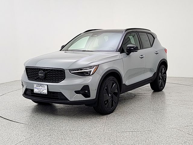 2026 Volvo XC40