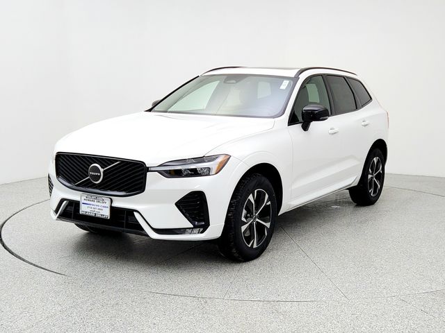 2026 Volvo XC60 B5 Core Dark AWD's photo