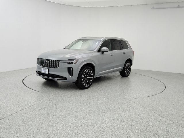 2026 Volvo XC90 Plus's photo