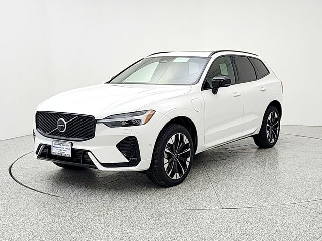 2026 Volvo XC60 T8 Plus Dark AWD's photo