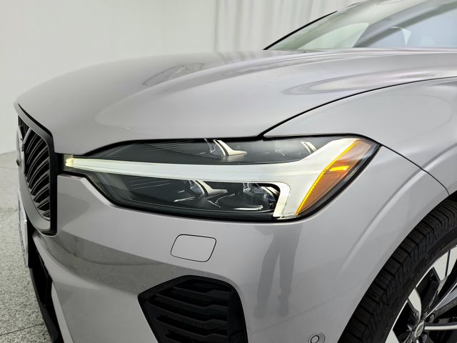2026 Volvo XC60 Plus - Photo 26