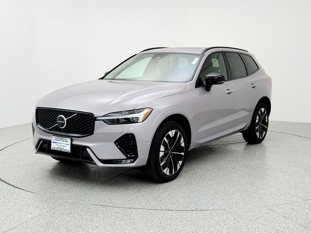 2026 Volvo XC60 Plus's photo