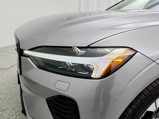 2026 Volvo XC60 Plus - Photo 25