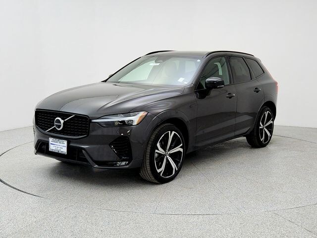 Featured used 2022 Volvo XC60 B6 R-Design SUV for sale in Chicago, IL