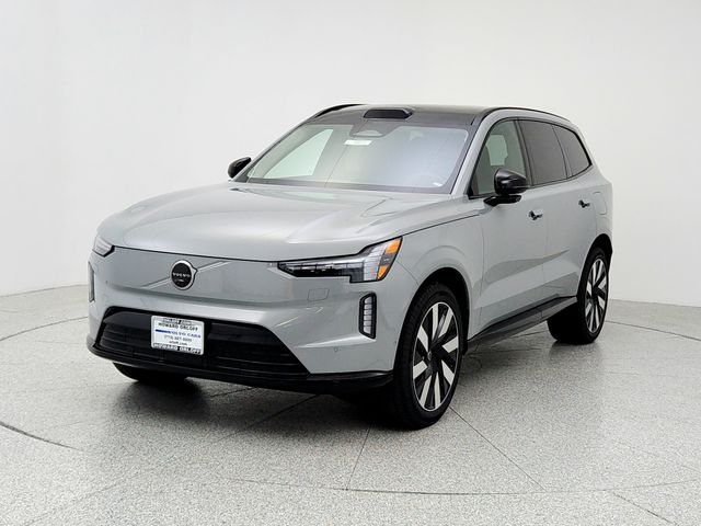 2025 Volvo EX90 Plus's photo