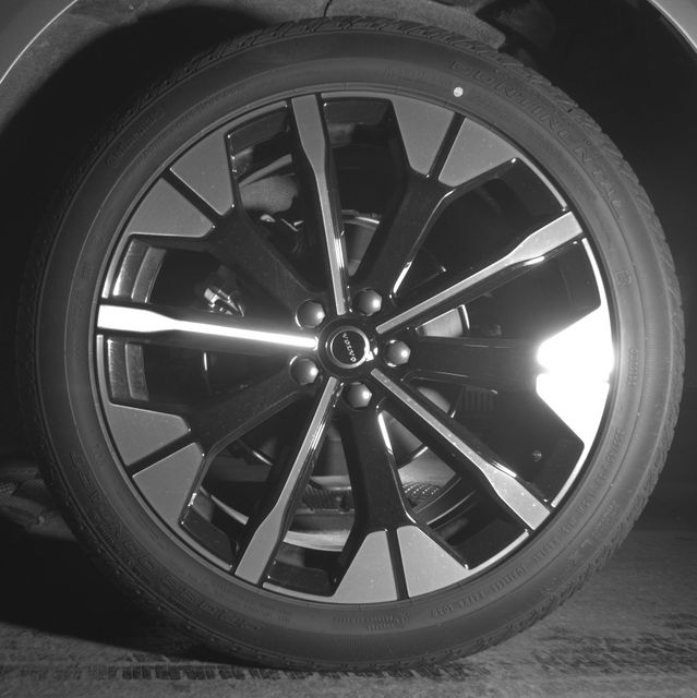 2026 Volvo XC60 Plus - Photo 41