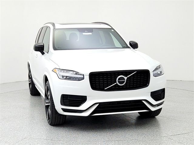 Certified 2022 Volvo XC90 R-Design with VIN YV4BR0CM1N1820762 for sale in Chicago, IL