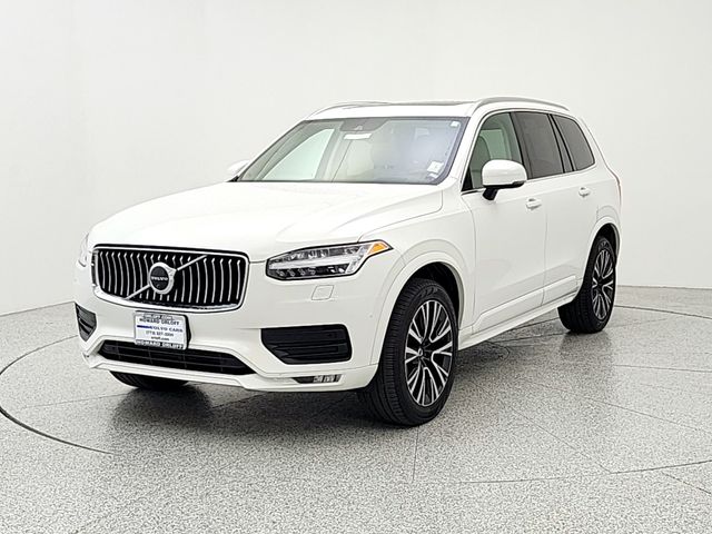 2020 Volvo XC90 T6 Momentum 6 Passenger AWD's photo