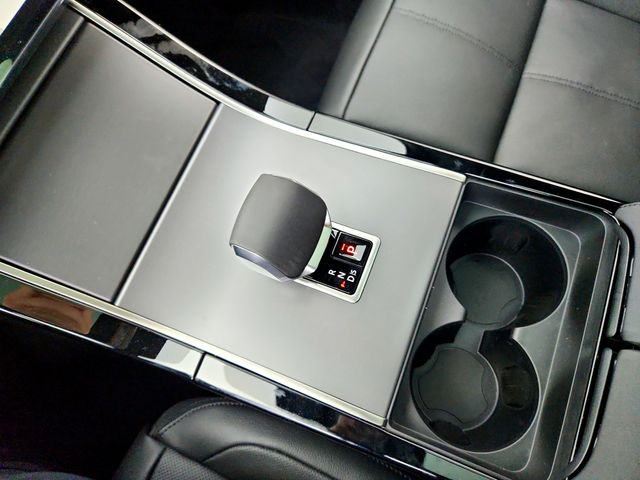 2026 Land Rover Range Rover Velar S - Photo 26