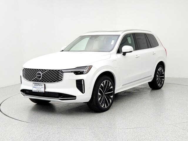 Featured new 2025 Volvo XC90 plug-in hybrid T8 (2025.5) Ultra 7-Seater AWD SUV for sale in Chicago, IL