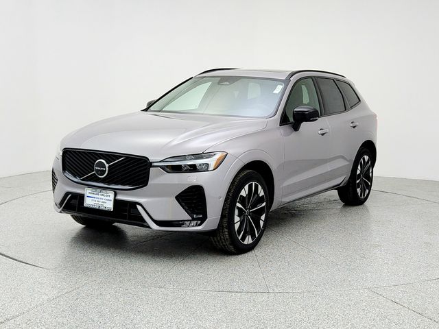2026 Volvo XC60 Plus's photo