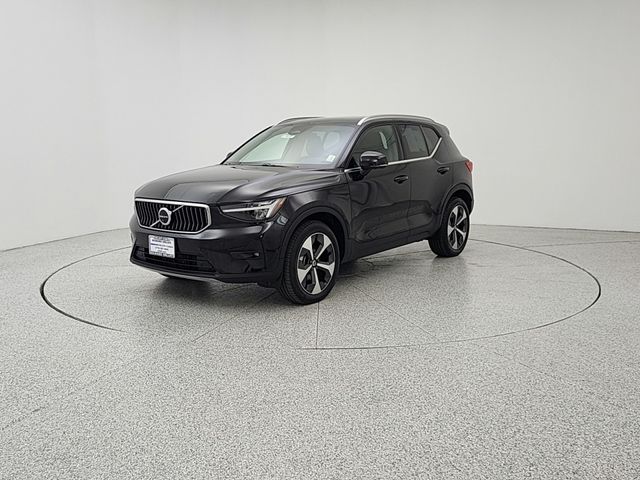 2025 Volvo XC40 B5 Plus Bright AWD's photo