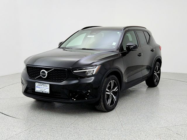 2023 Volvo XC40 Plus
