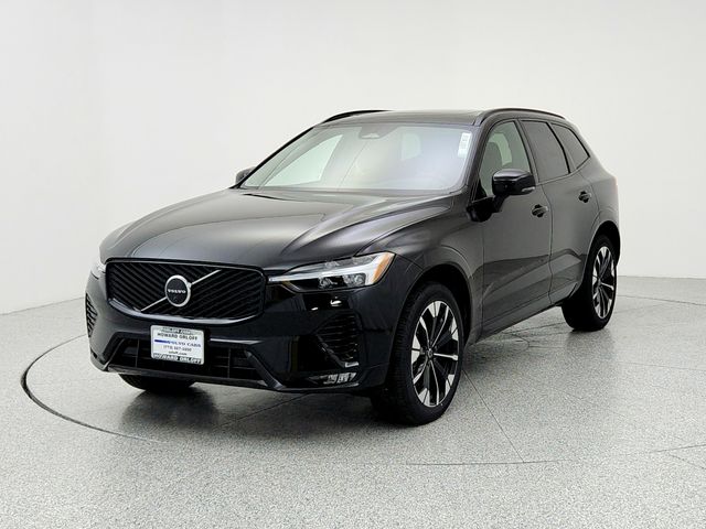 2026 Volvo XC60 Plus's photo