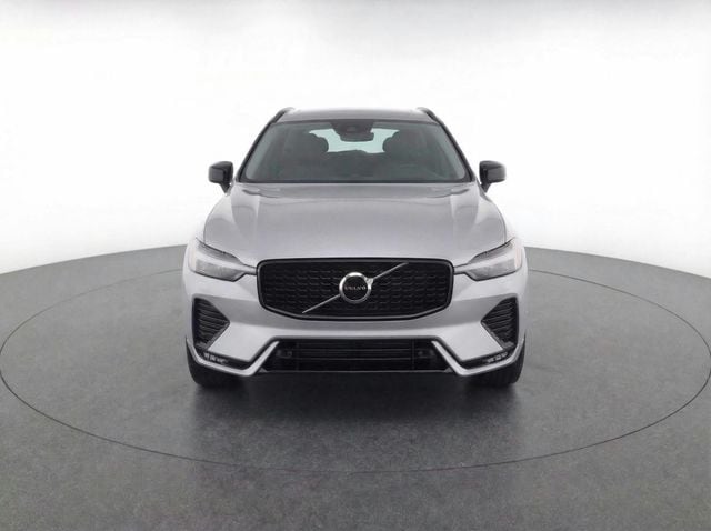 2026 Volvo XC60 Plus - Photo 33