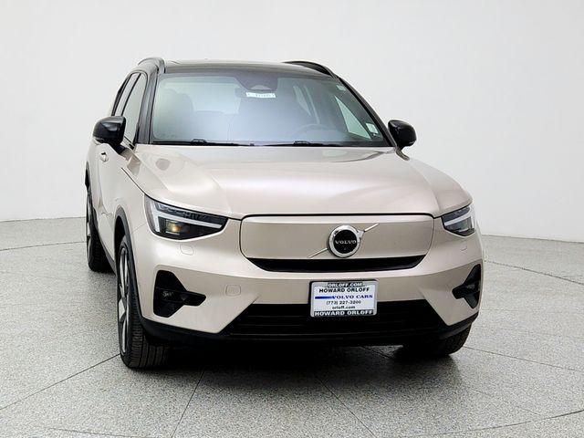 Used 2023 Volvo XC40 Ultimate with VIN YV4ED3UM1P2035859 for sale in Chicago, IL