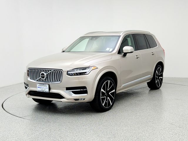 Volvo XC90 B6 Plus Bright Theme 7-Passenger AWD