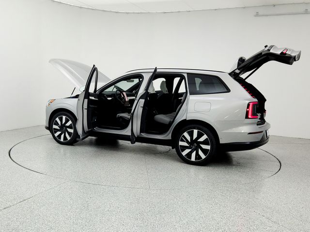 2025 Volvo EX90 Ultra - Photo 12