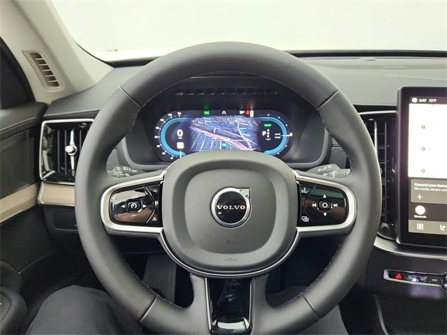 2025 Volvo XC90 Plus - Photo 29