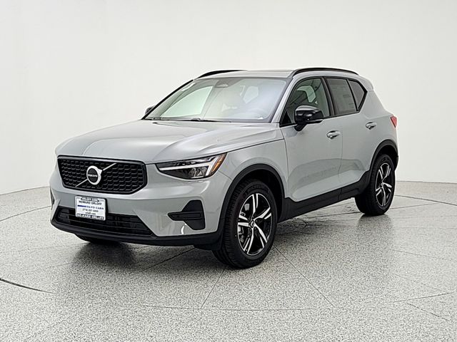 2026 Volvo XC40