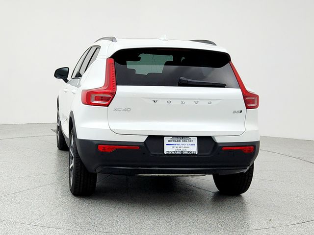 2026 Volvo XC40 Plus - Photo 6