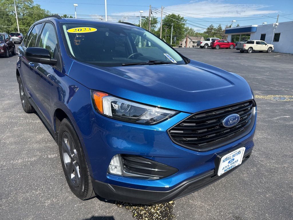 2023 Ford Edge SEL AWD's photo