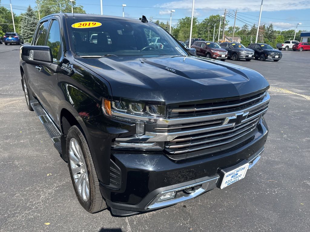 2019 Chevrolet Silverado 1500 High Country 4X4 Crew Cab Short Box's photo