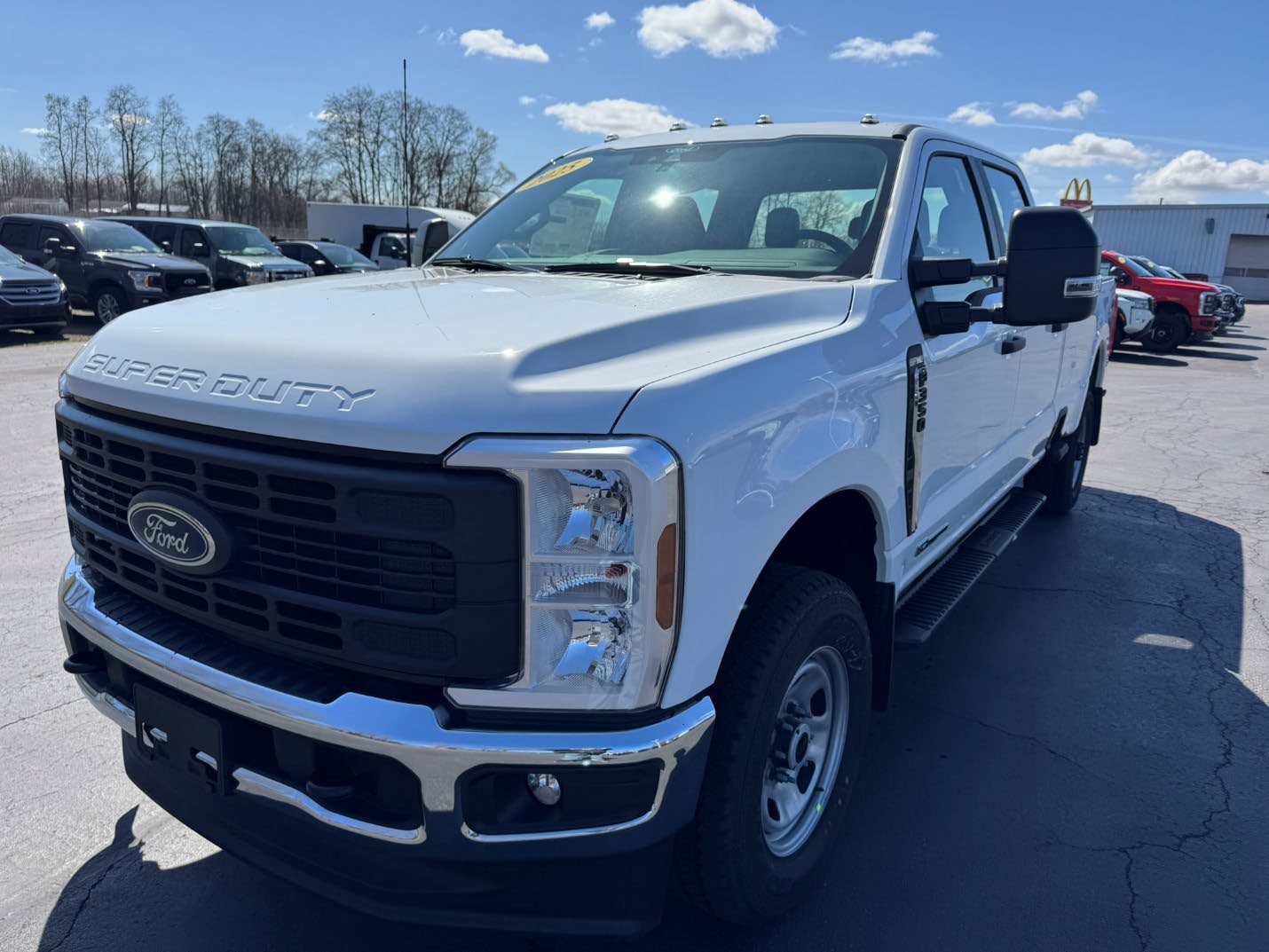 2025 Ford F-350 photo 3