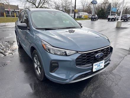 2023 Ford Escape ST-Line SUV