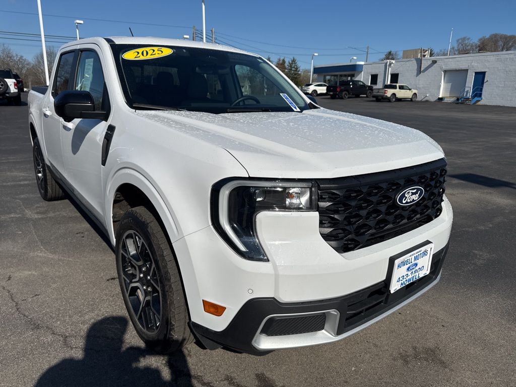2025 Ford Maverick Lariat AWD's photo