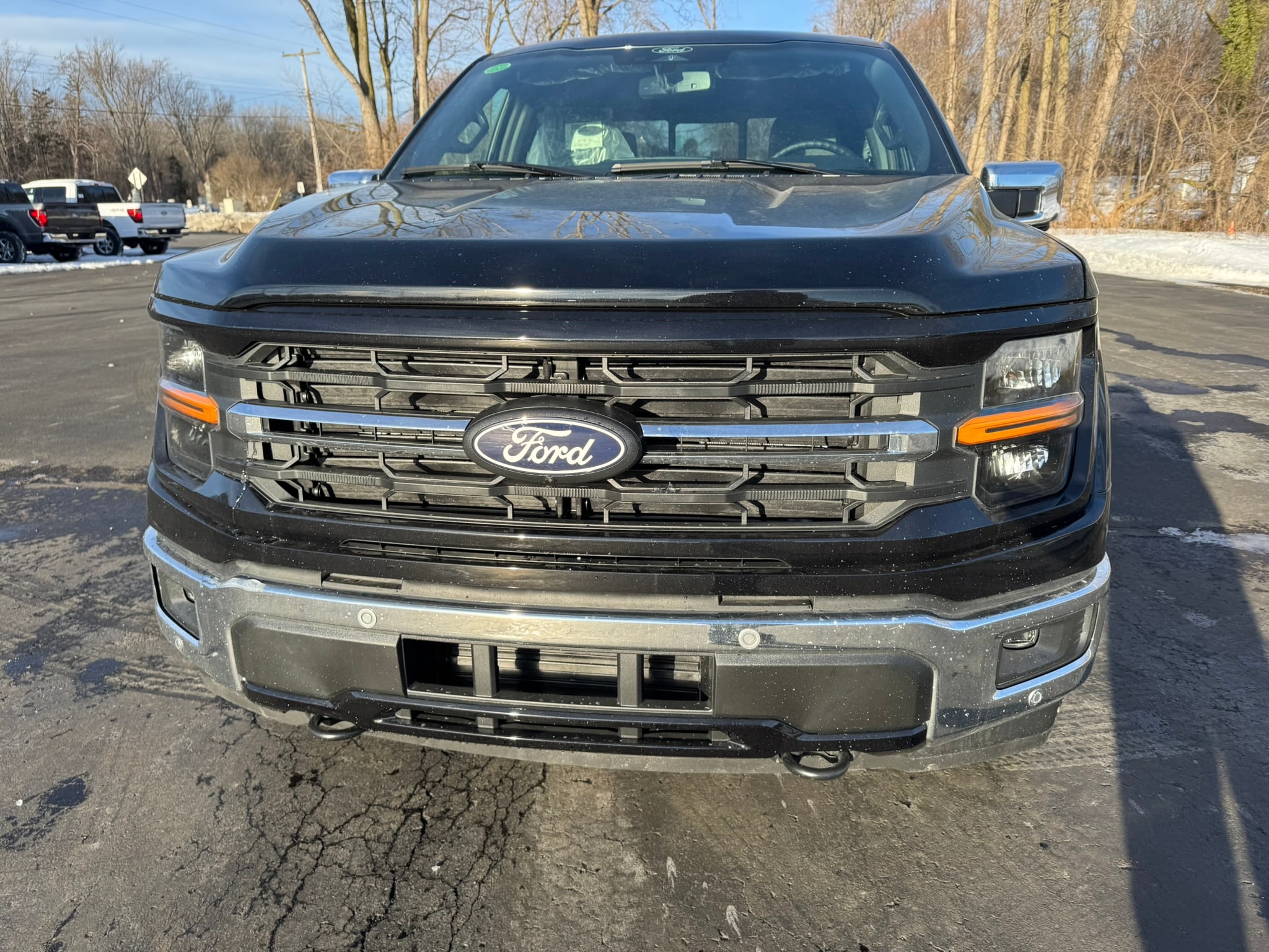 2025 Ford F-150 XLT photo 2