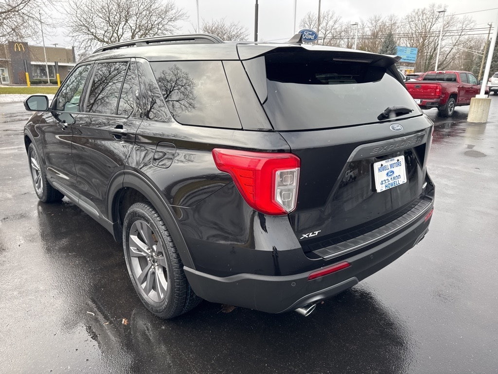 2023 Ford Explorer XLT photo 4
