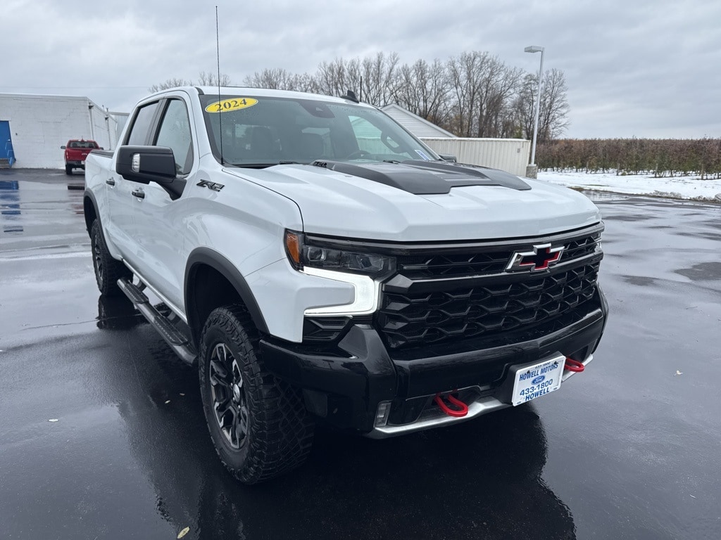 2024 Chevrolet Silverado 1500 ZR2's photo