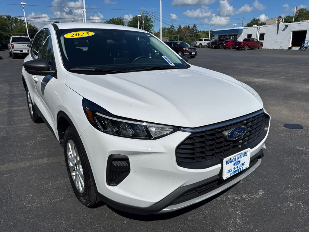 2023 Ford Escape