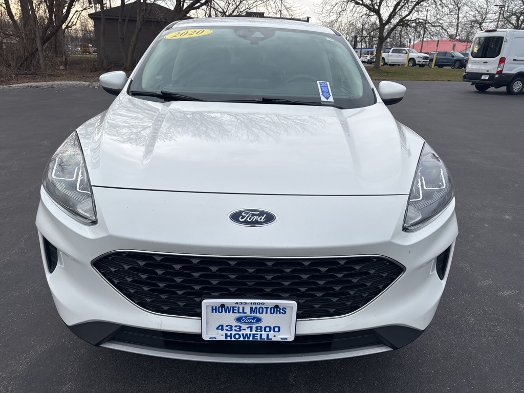 2020 Ford Escape SE photo 2