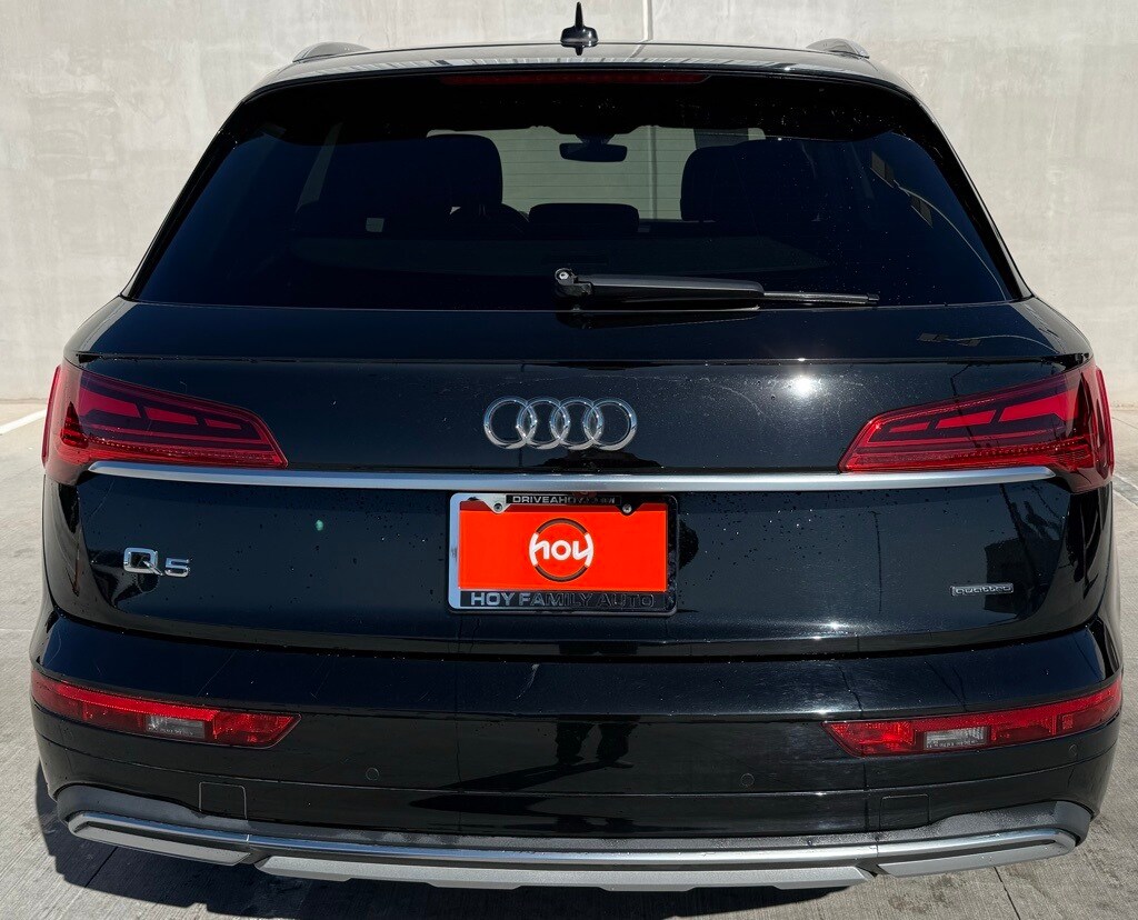 2021 Audi Q5 45 Premium photo 2