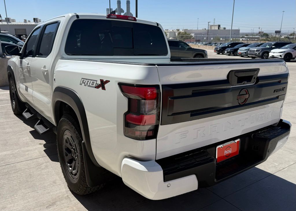 2025 Nissan Frontier PRO-X - Photo 7