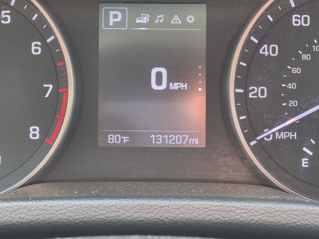 2017 Hyundai Elantra Value Edition - Photo 26