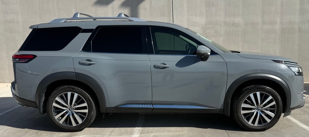 Used 2022 Nissan Pathfinder Platinum SUV