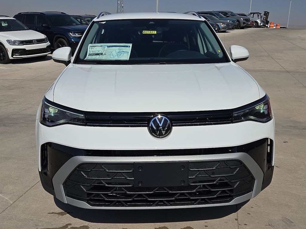 Used 2025 Volkswagen Taos 1.5T SE SUV