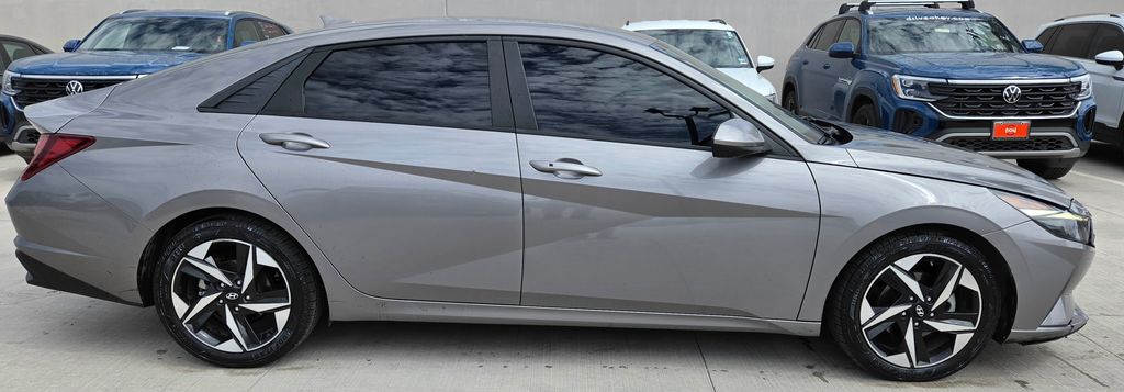 Used 2023 Hyundai Elantra SEL Sedan