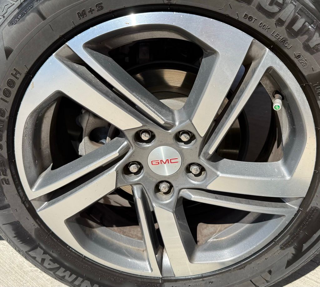 2020 GMC Terrain SLT - Photo 10