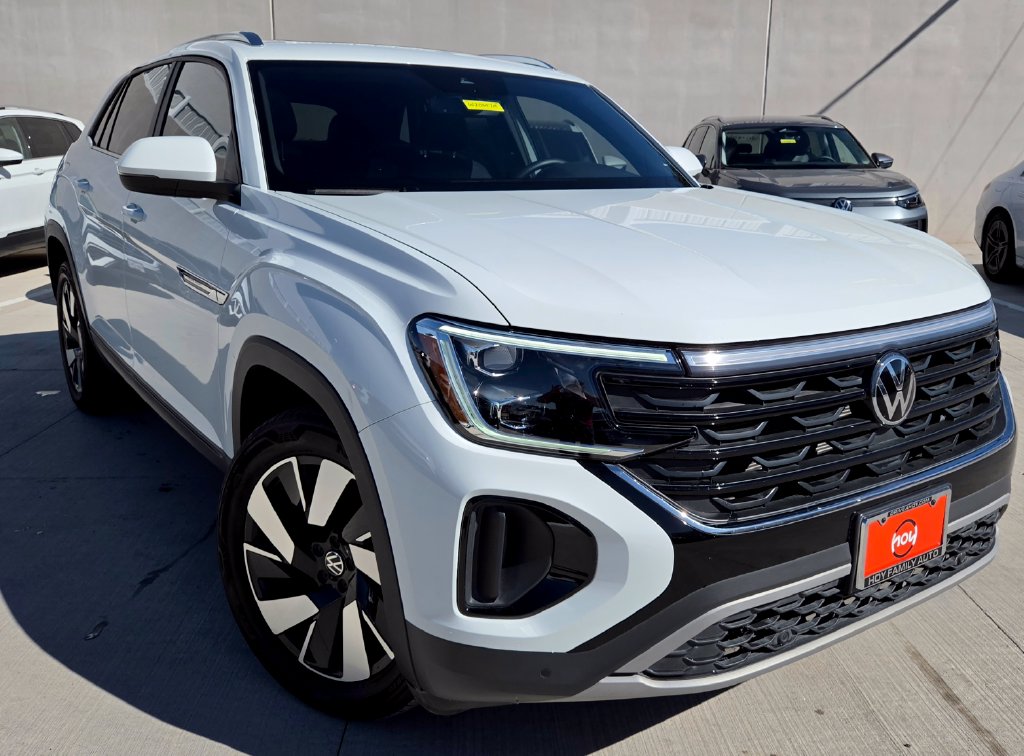 2024 Volkswagen Atlas Cross Sport SUV 