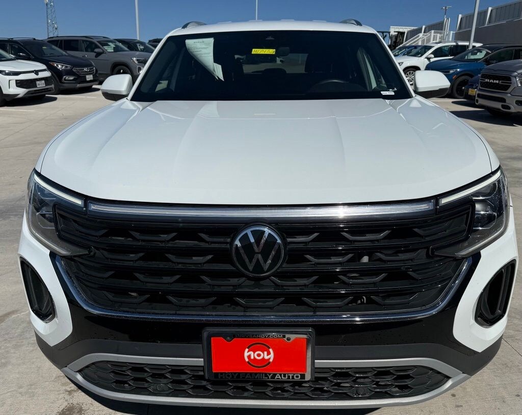 Used 2024 Volkswagen Atlas Cross Sport 2.0T SE SUV