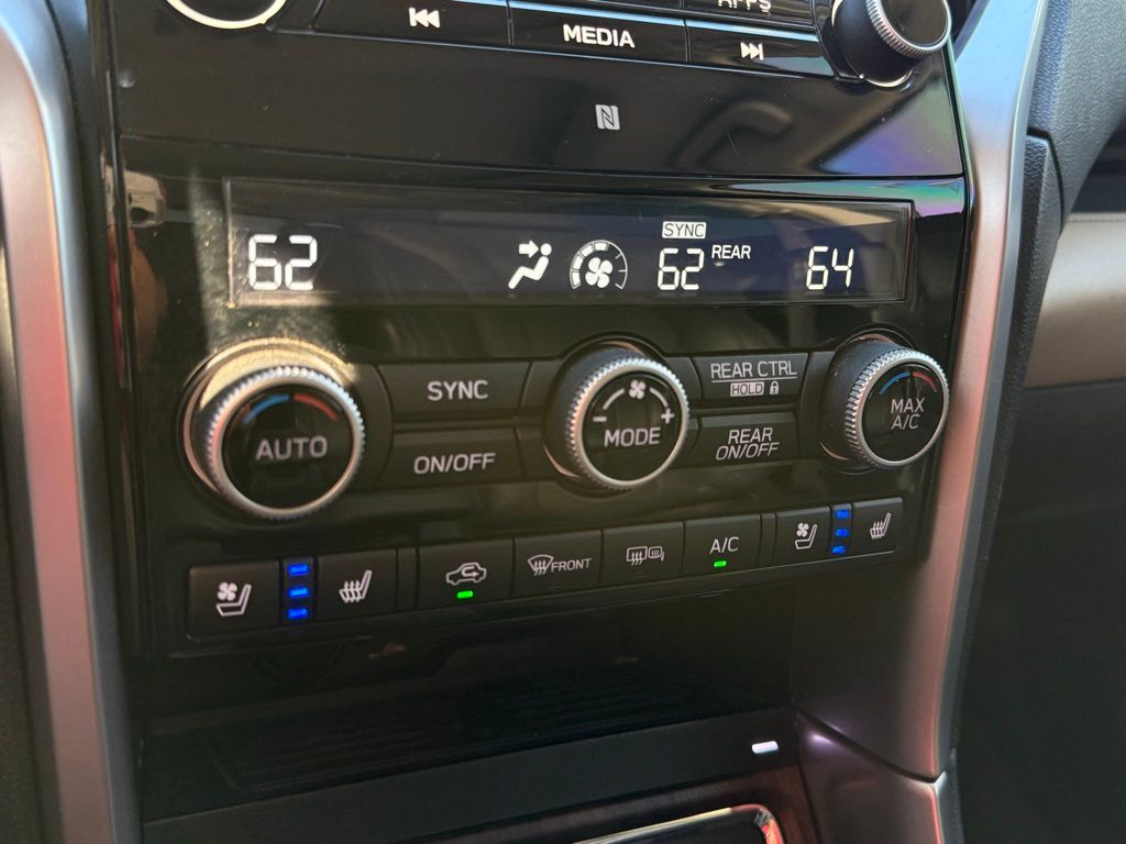 2022 Subaru Ascent Touring - Photo 14